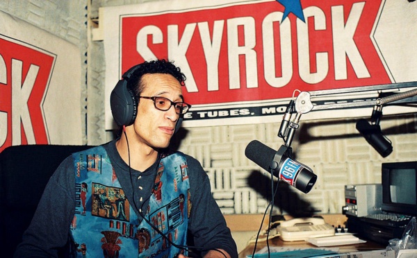 Les dinosaures de la bande FM