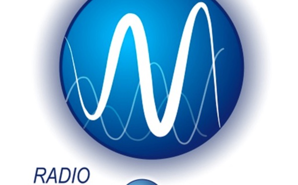Radio Atlantique, contre vents et marées