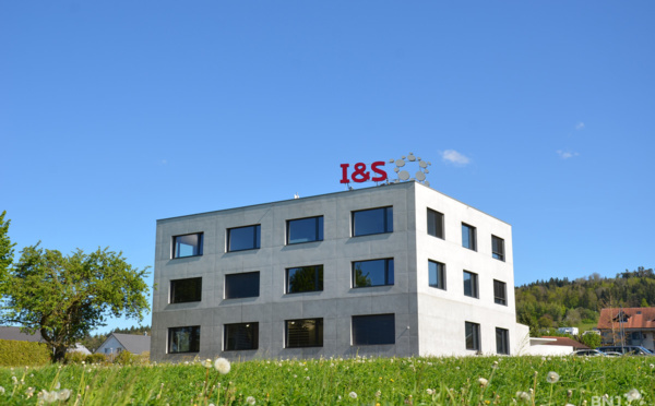 Dans les coulisses du groupe suisse BNJ FM