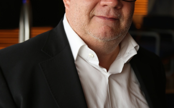 Jano Rességuié : la voix du foot sur RMC