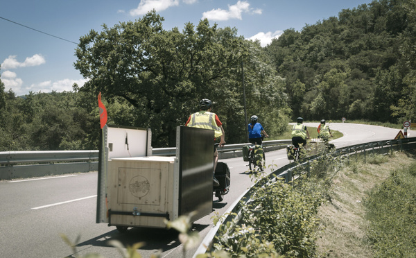 Radio Méga déploie un studio vélo pour 5 jours de direct